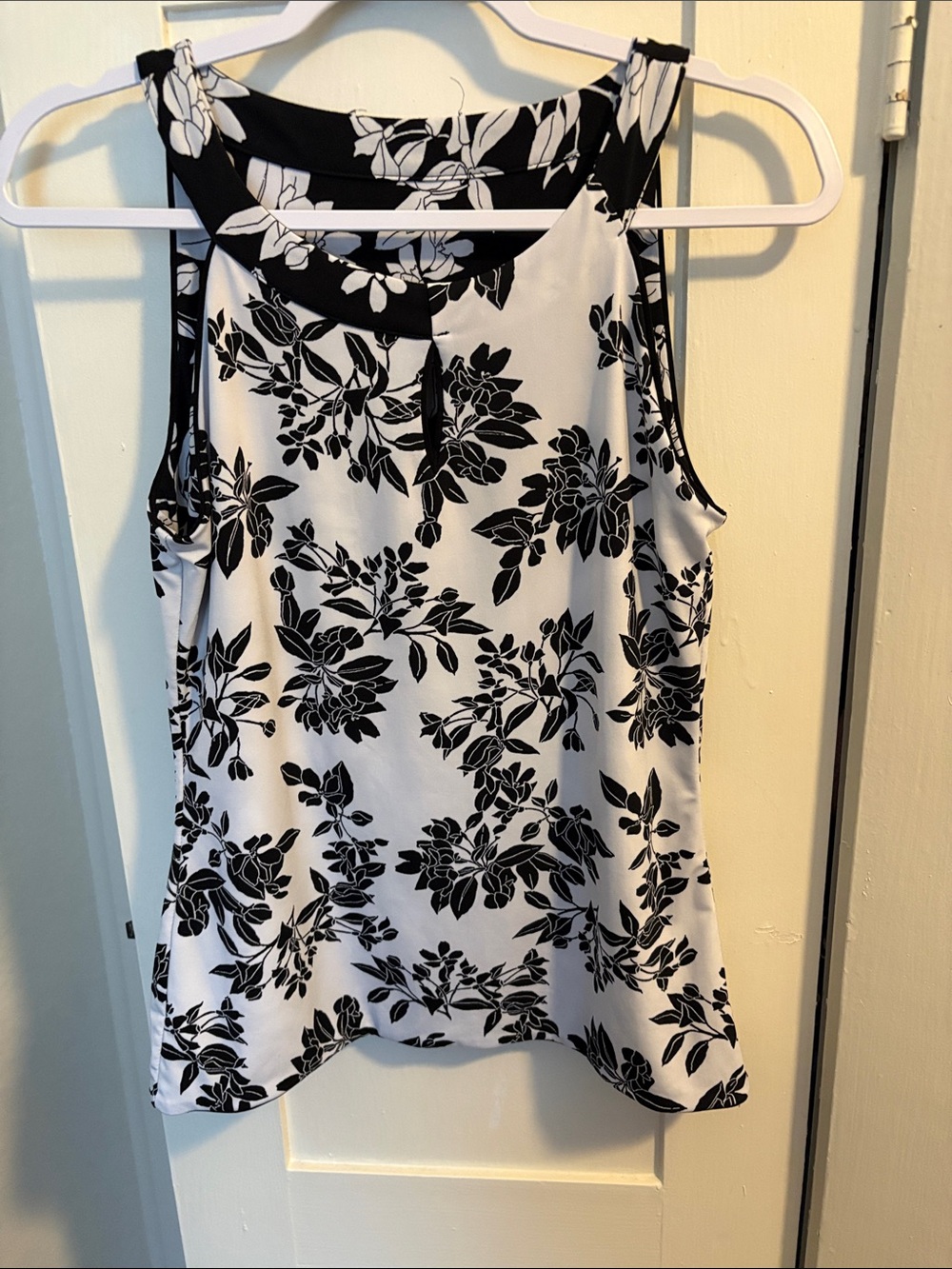 Women’s Black & White Floral Tank Top